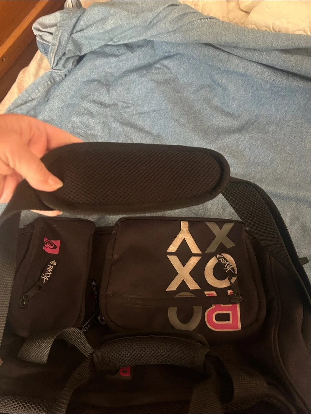 Roxy Black Duffel Bag with Pink Logo Accents-Very Nice Quality Bag